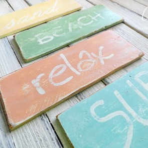 DIY weathered beach signs  | Williamson Realty Ocean Isle Beach Rentals