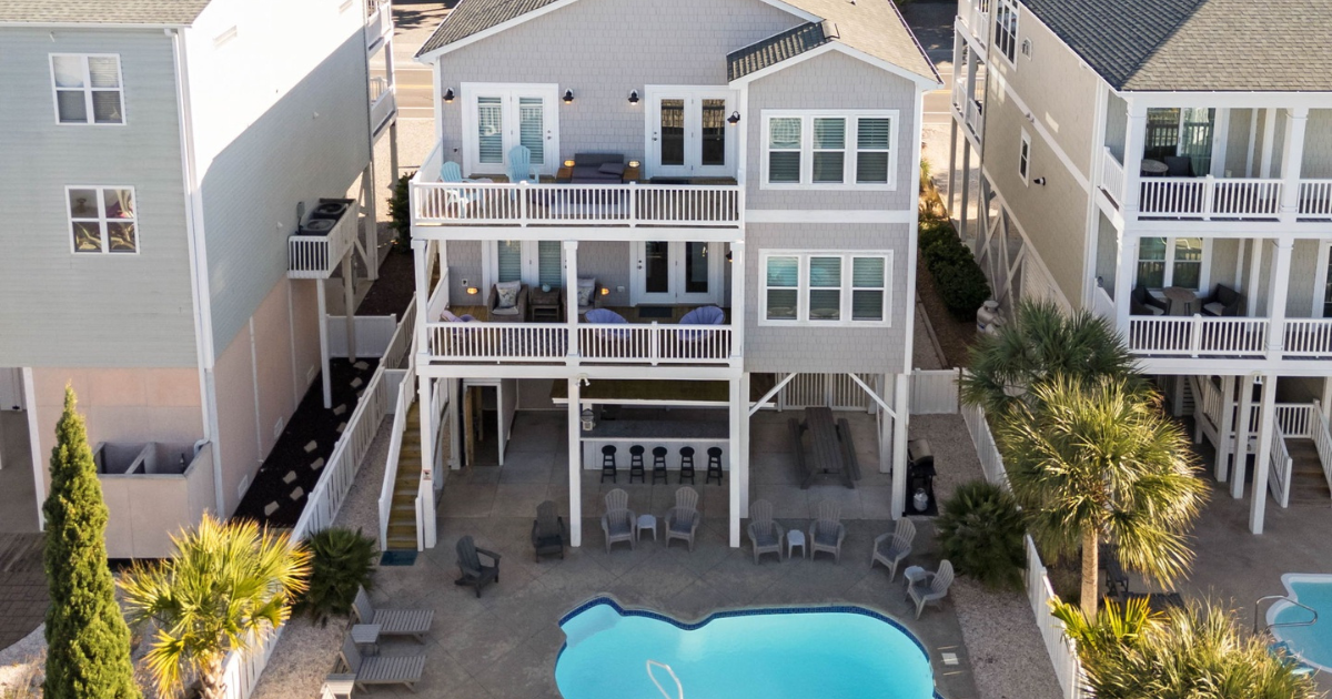ocean isle beach vacation rental with pool