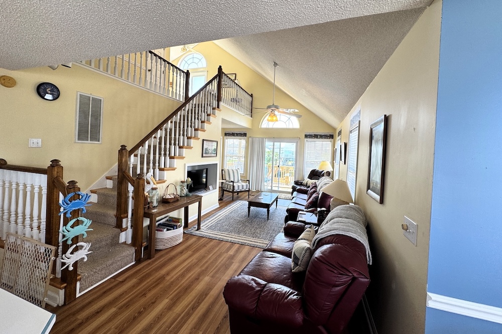 Interior rental near nc oyster fest from williamson realty