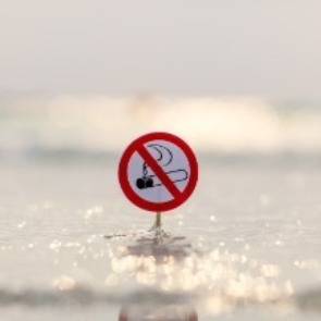 No smoking sign on beach | Williamson Realty Vacation Rentals Ocean Isle Beach NC