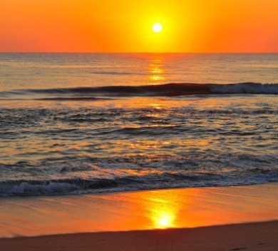 Sunrise and sunset over the beach | Williamson Realty Ocean Isle Beach Rentals