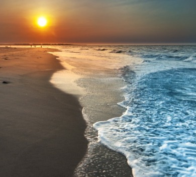 Sunrise over the Atlantic Ocean in Ocean Isle Beach | Williamson Realty Ocean Isle Beach NC Rentals